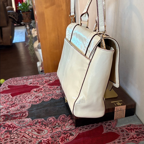 Antonio Melani Convertible Off-White Patent Leather Bag - Picture 10 of 12